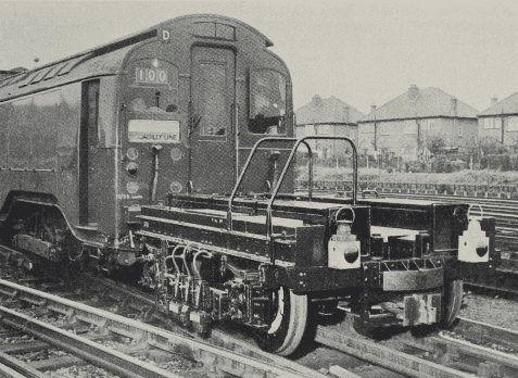 Conductor Rail De-Icing Tenders (1957 Railway Magazine Extract)