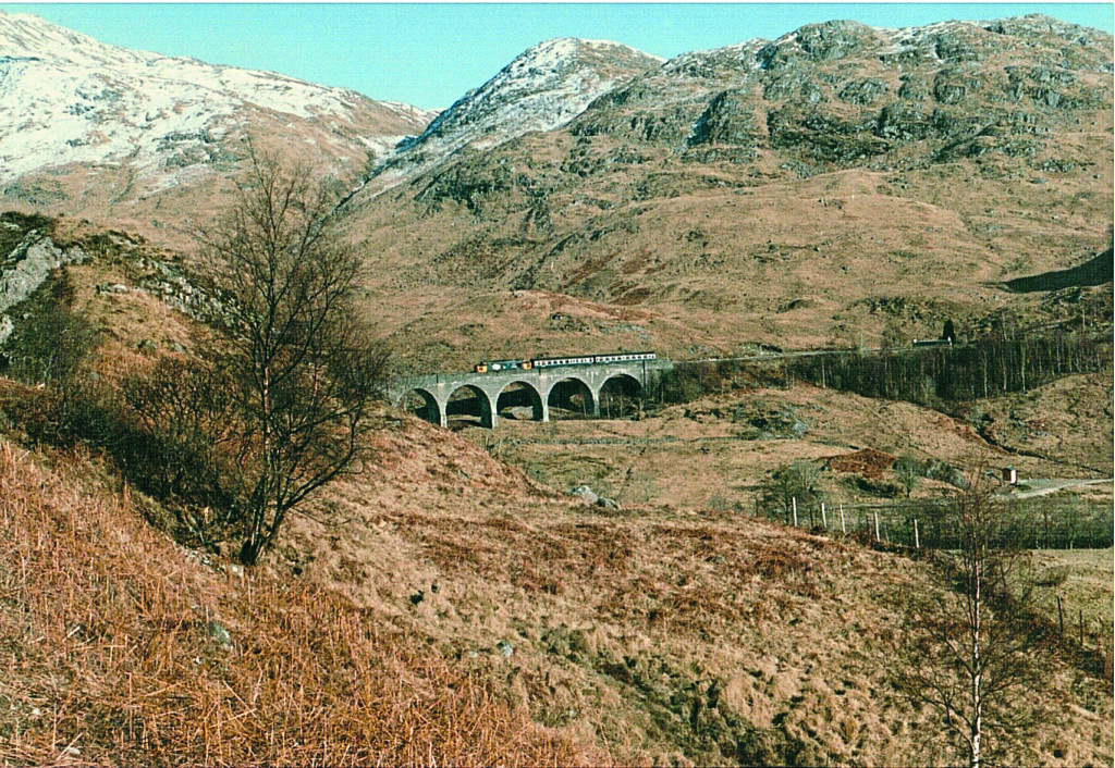 37402 Oor Wullie crosses Glenfinnan viaduct with the 14.05 Fort William-Mallaig onFebruary 18, 1986. Gareth Dunn