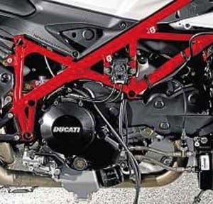 Ducati-Evo-848-Engine