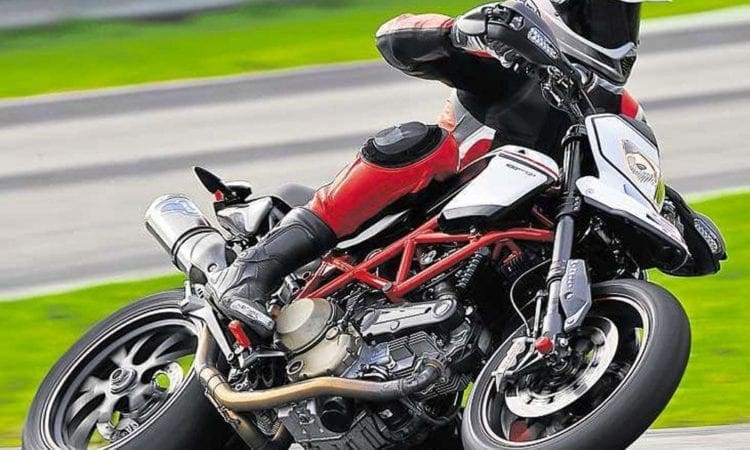 2010 Ducati Hypermotard 1100 EVO review