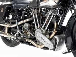 1939-Brough-Superior-SS100--engine