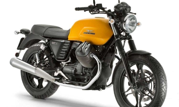 Moto Guzzi V7 II revealed | 2015 new motorcycles