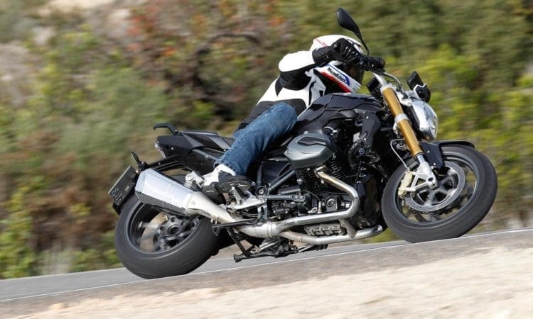 2015 BMW R1200R review