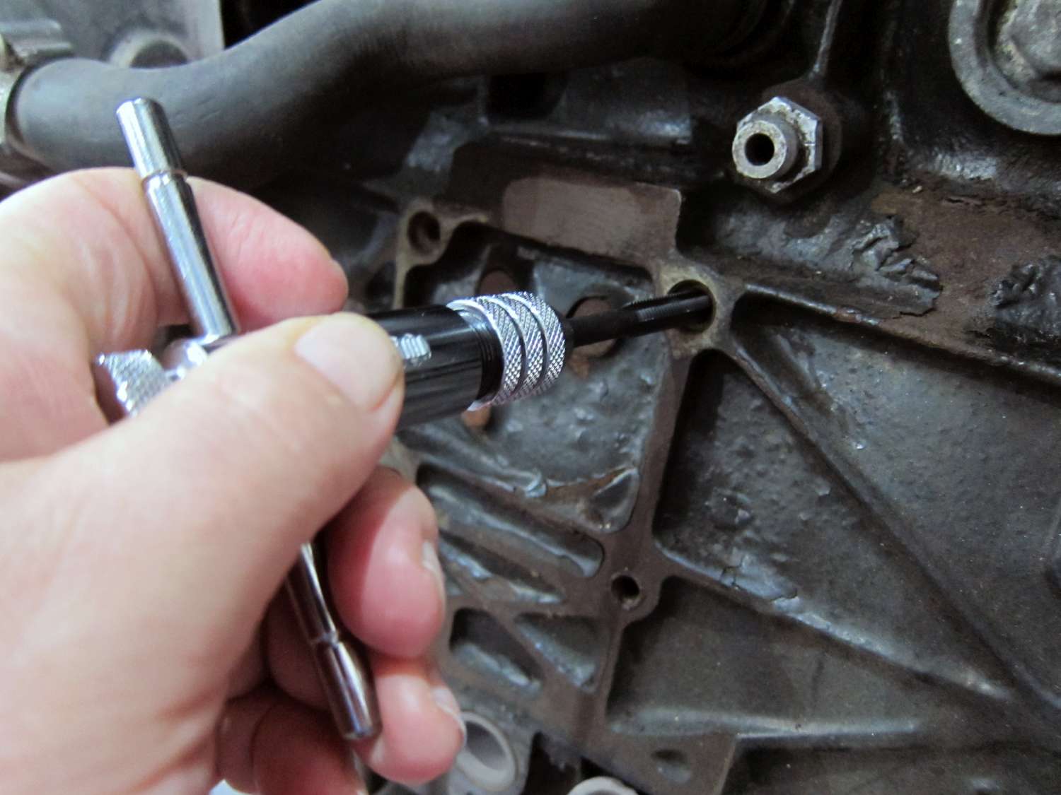 ratchet-tap-wrench-6000_in_situ