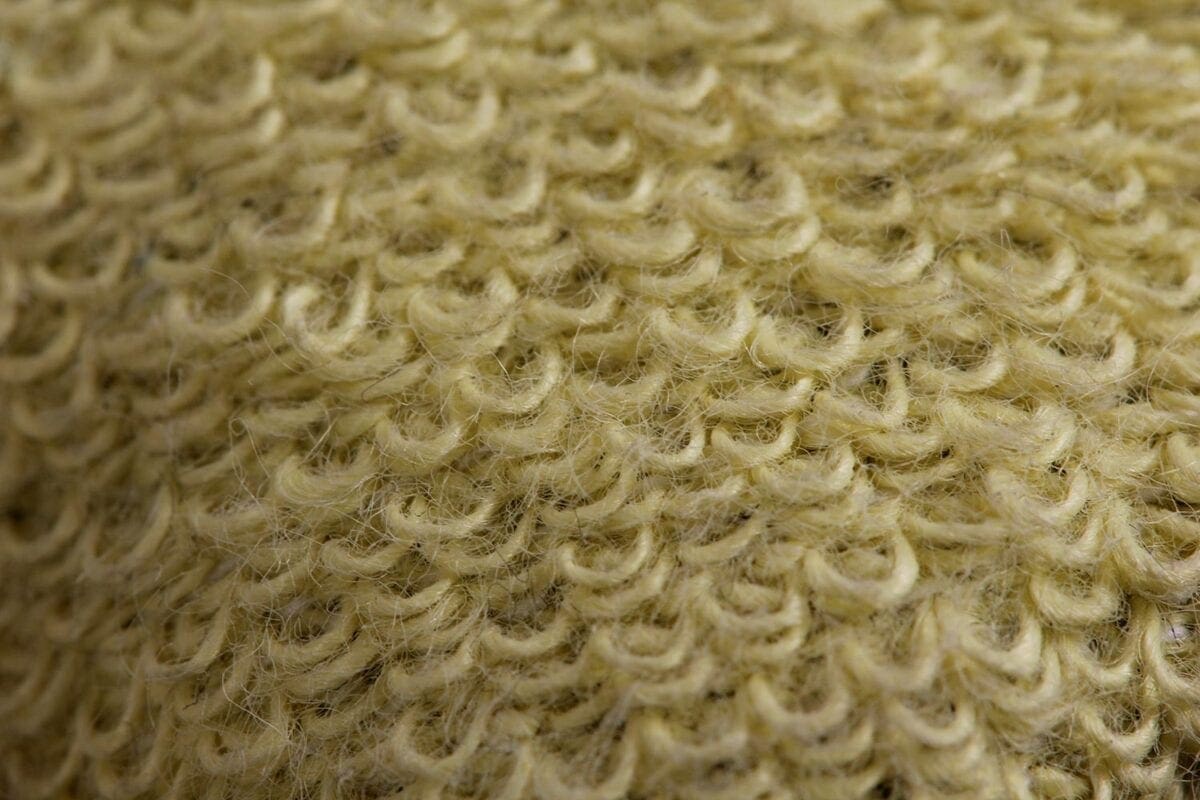 053_Knitted