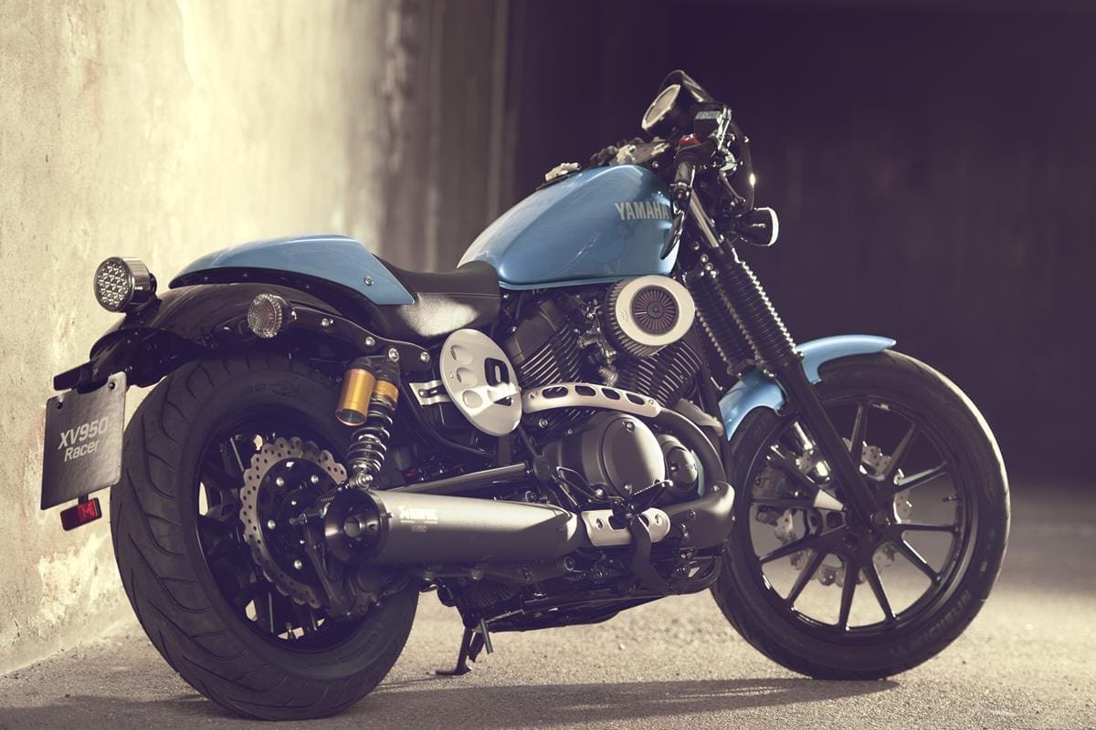 2015_YAM_XV950CR_EU_PBMJ_STA_004