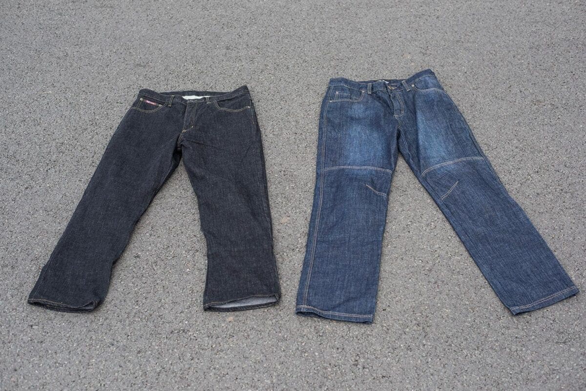Beskæftiget der at retfærdiggøre The motorcycle jeans destruction test | MoreBikes