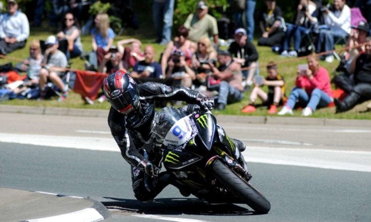 Hat-trick Hutchinson takes Supersport Race 2 win at the IOM TT