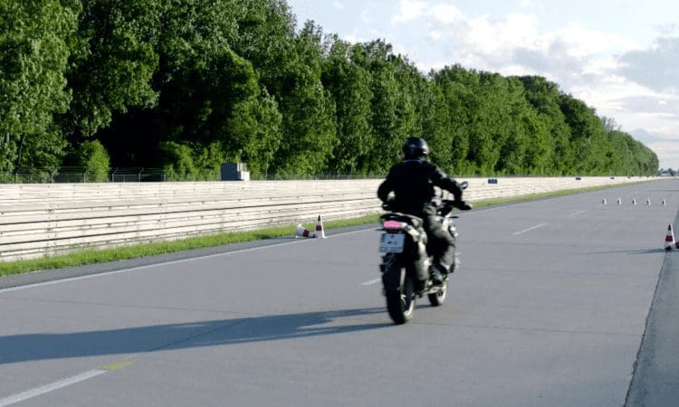 Video: BMW Motorrad’s Dynamic Brake Light in action