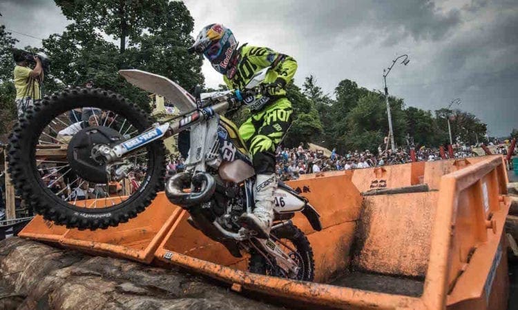 Video: AMAZING riding over Romaniacs course. Watch this!