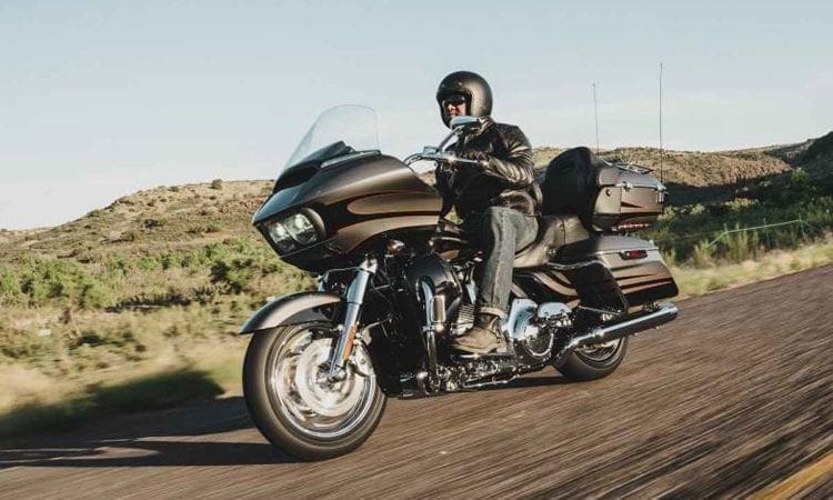 SCOOP Three tweaked CVO Harley-Davidson 2016 bikes revealed