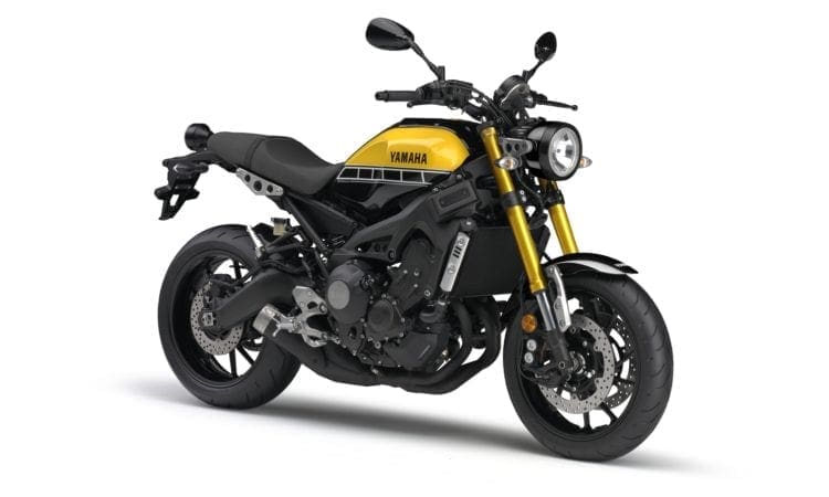 Yamaha launches the 2016 XSR900