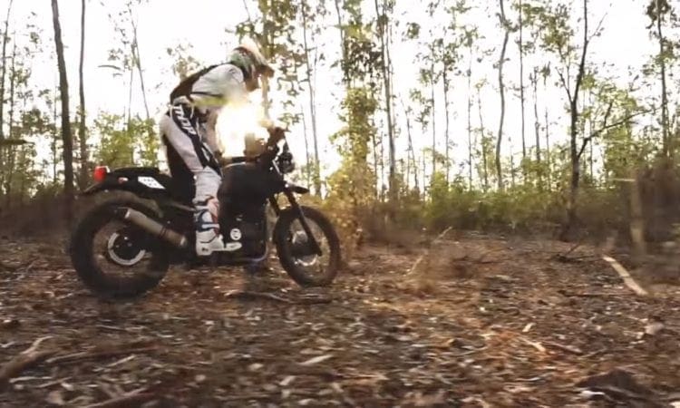 Three videos of Enfield Himalayan 410cc off-road small Adventure bike break cover