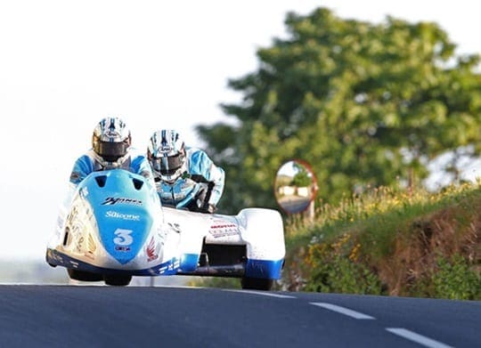 Sidecar TT: Holden and Winkle on a flyer in second qualifying session on The Island