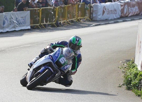 TT 2016: Lintin lights up Lightweight to make it two in a row