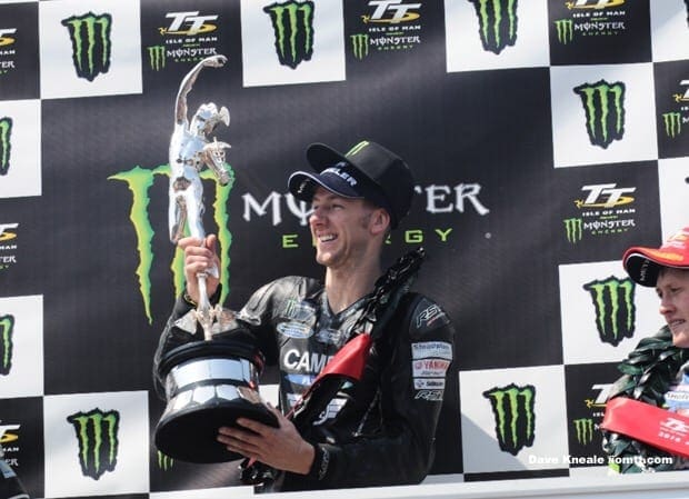 TT 2016: Ian Hutchinson equals Hailwood with Supersport 2 win