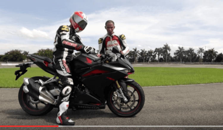 Video: First test ride on the Honda CBR250RR – NOW WITH ENGLISH SUBTITLES!