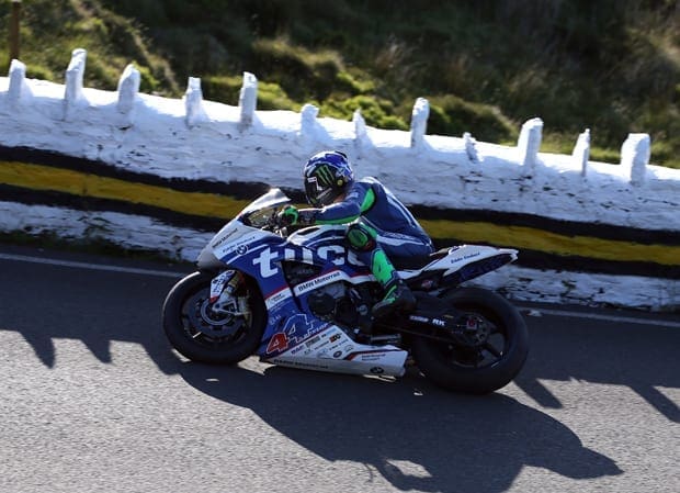 TT 2017: Ian Hutchinson sustains broken femur during Senior TT