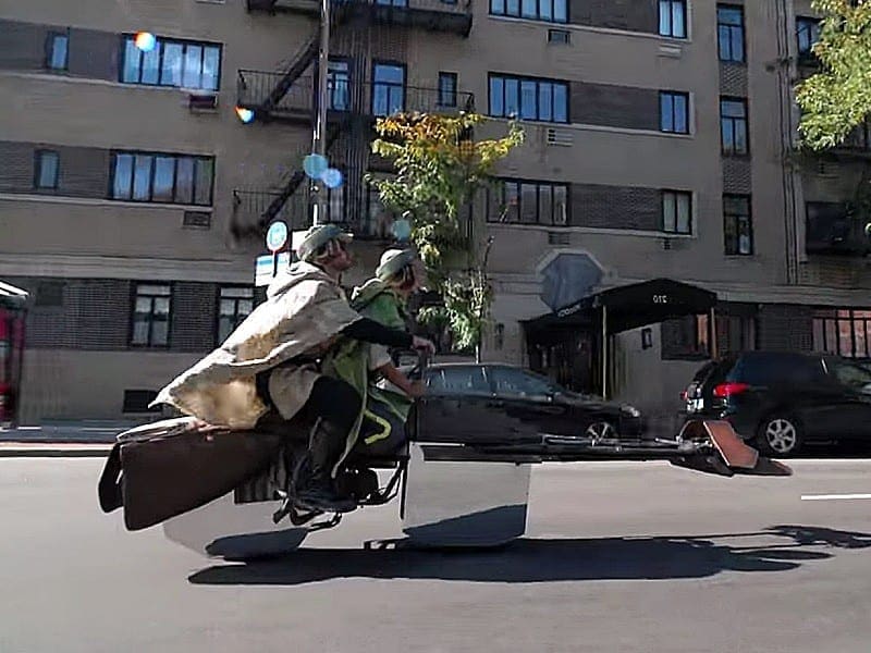 Video: New York motorcycles turn Star Wars speeders – for a bit of a laugh
