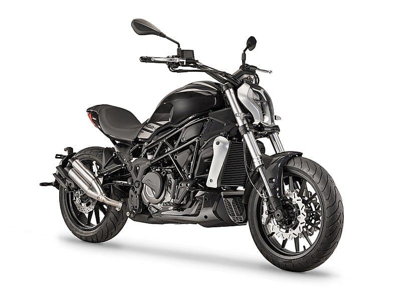 Benelli unveils its Diavel-inspired 402S for 2018