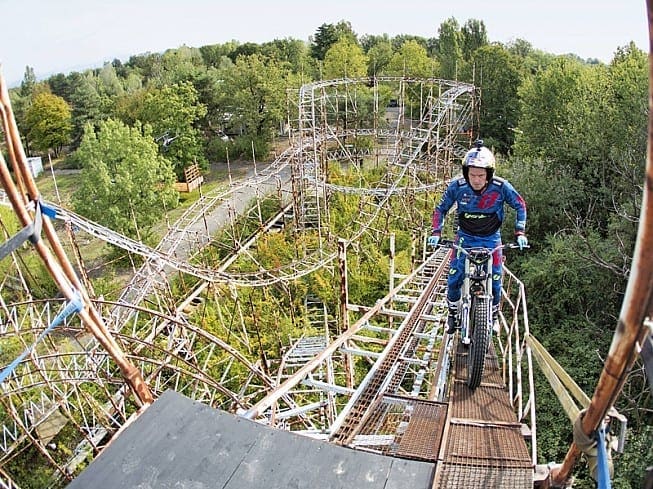 Video: Dougie Lampkin takes on abandoned theme park in Milan