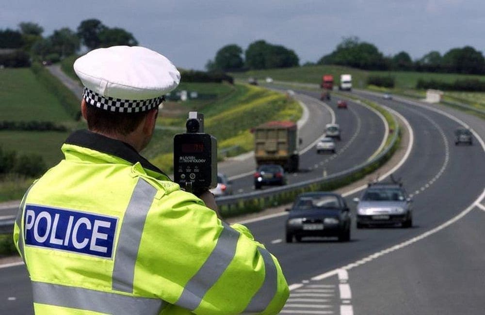 Britain’s Roads Policing Chief: Punish speeders who go 1mph over limit!