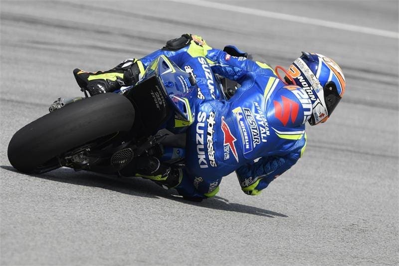 VIDEO: MotoGP Sepang Test – Andrea Iannone and Alex Rins getting to grips with their 2018 Suzuki Ecstar GSX-RR’s.