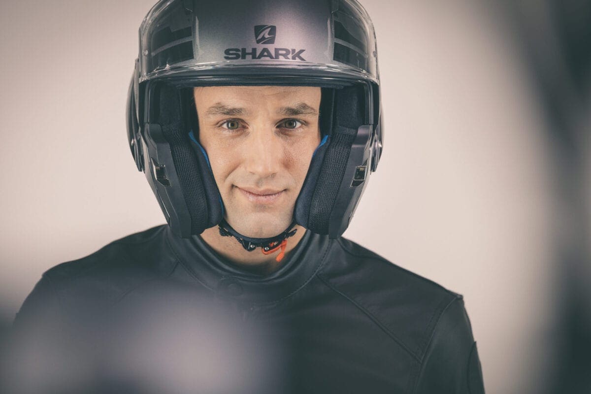 VIDEO: Johann Zarco gives the new Shark EVO-ONE 2 his seal of approval