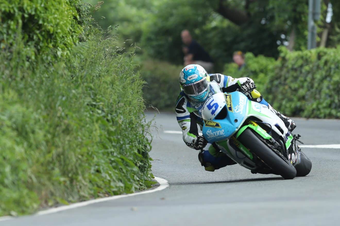 IOM TT 2018: Harrison wins second Supersport TT 2018