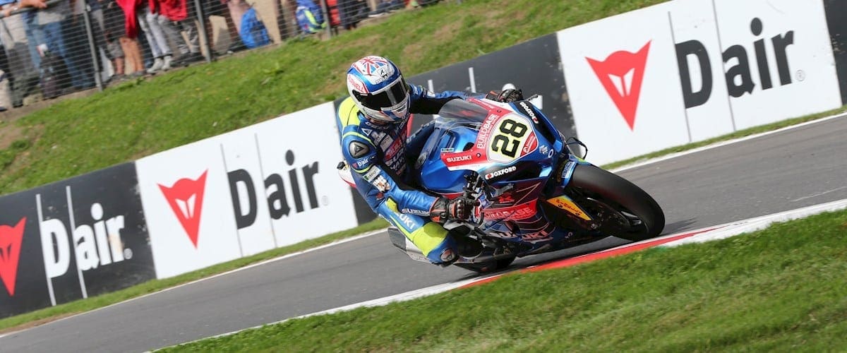 BSB: Resurgent Bradley Ray surges to Cadwell Park pole position
