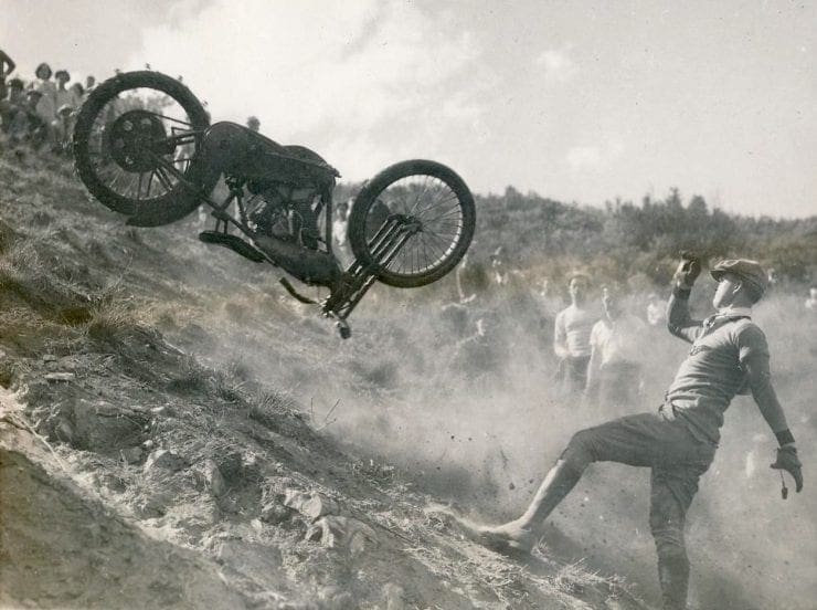 VIDEO: History of the Hill Climb. Archive footage from 30’s USA.