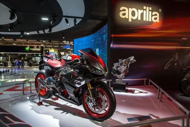EICMA 2018: Aprilia shows RS 660 CONCEPT. And it comes with ACTIVE aerodynamics.