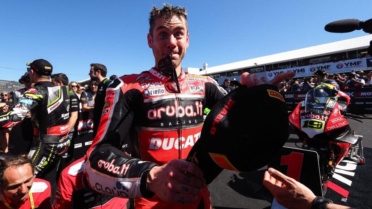 WSB: Spanish Rookie Alvaro Bautista dominates from lap one to take first WorldSBK win, whilst Rea and Melandri join him on the podium.