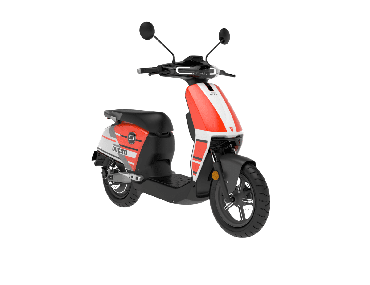 Here’s a CUx Ducati electric scooter that’ll do 100 miles of travelling for less than a quid!