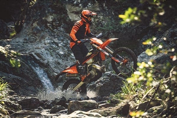 KTM unveils FULL line-up of ENDURO bikes for 2020. And they’re going on SALE next month.