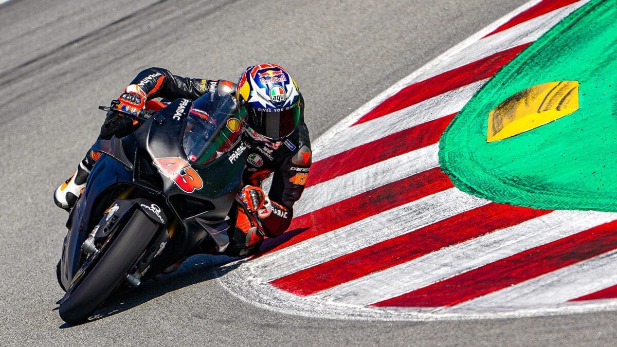 MotoGP: JACK MILLER tries out ALVARO BAUTISTA’S Ducati V4 R race bike… (bet Alex Marquez’s interested in this!)