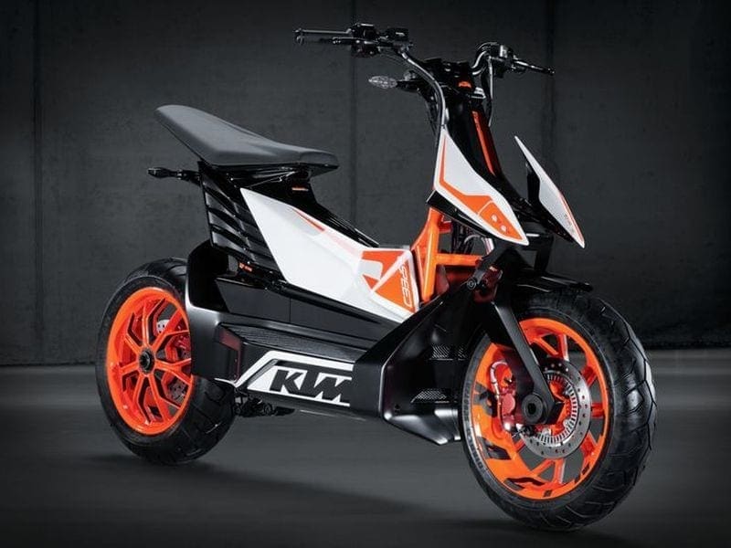 CONFIRMED: Bajaj boss says that they ARE working with KTM to launch electric bike in 2022