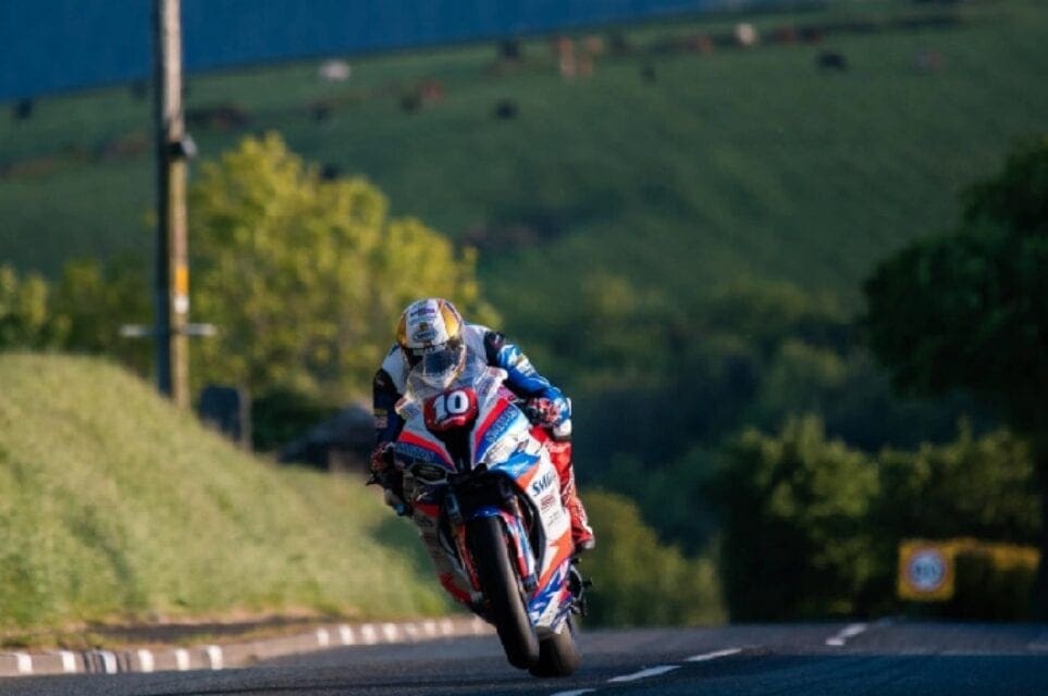TT 2019: RESULT Hickman takes his second of the day. Majestic win in the Superstock TT, Harrison second David Johnson third.