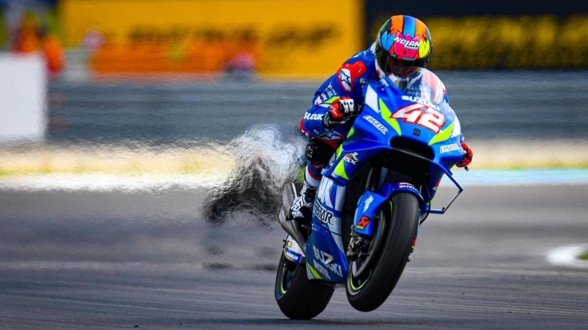 MotoGP: Rins and Pol Espargaro into Q2 as Rossi misses out