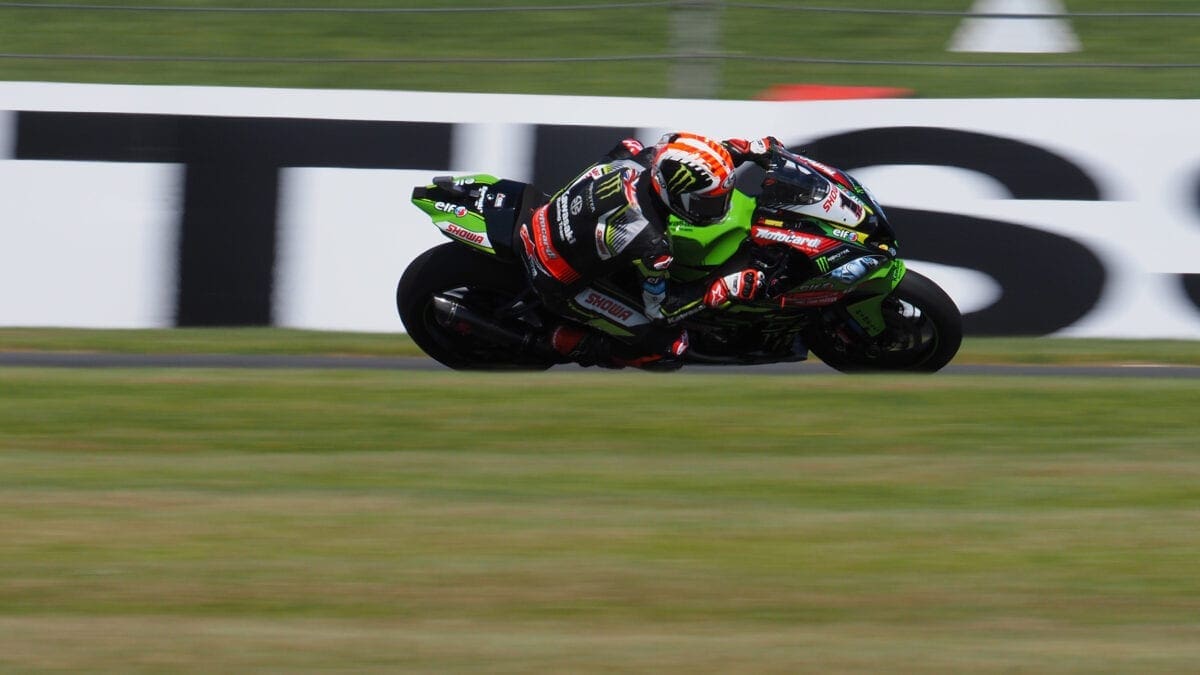 WSB: Rea wins dramatic red-flagged Tissot Superpole Race!