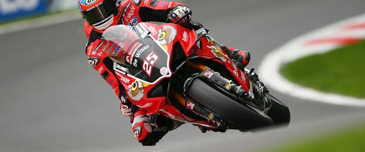 BSB: Josh Brookes LEADS the pack in first PRACTICE session at Cadwell Park.