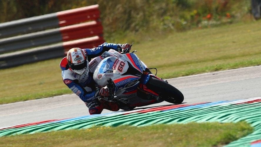 BSB: Hickman holds top spot in opening practice at Thruxton