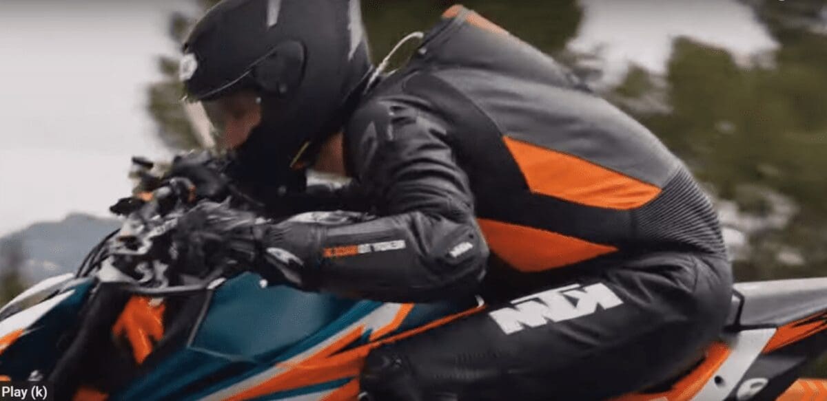 Look, look how small this thing is. We don't know why KTM flipped the shot, but it did. Anyway, motorcycle fans rejoice - the KTM 1290 Super Duke R for 2020 looks like being a proper beast.