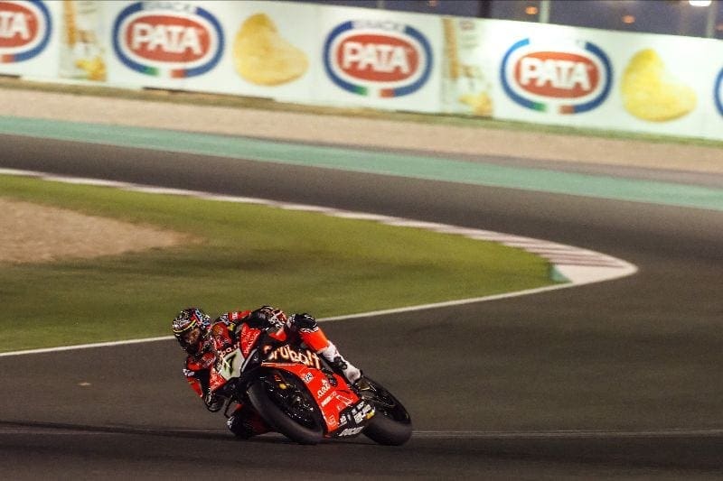 WSB: Chaz Davies shines under the floodlights to end Day 1 on top in Qatar