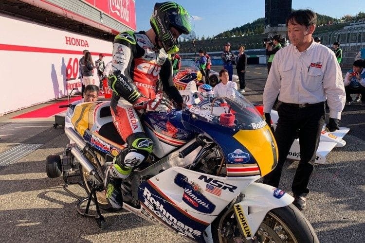 Cal Crutchlow rides EDDIE LAWSON’S Honda NSR500 GP motorcycle. Oh man, oh man, oh man… Cal, you lucky bugger…