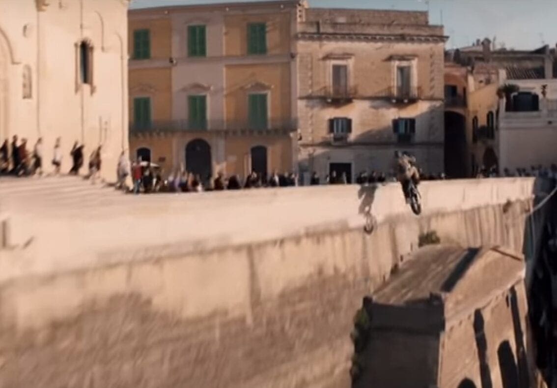 James Bond gets AIR! Trailer snippet for new movie: No Time To Die shows INSANE motorcycle stunt.