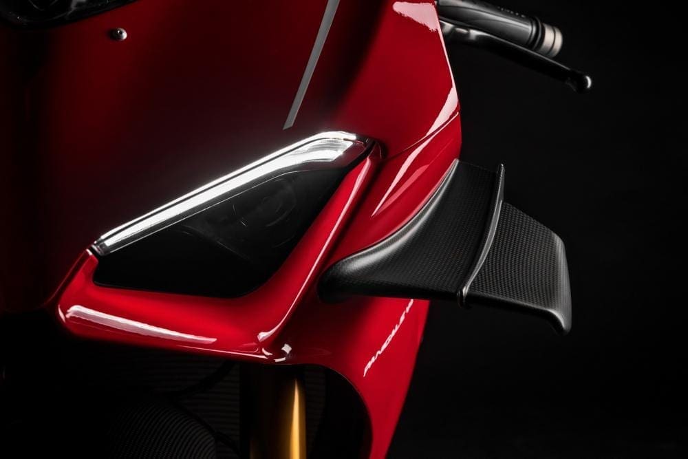 Ducati’s Project 1708 (the $100,000 Superleggera 234hp, 152kg carbon V4R) leaks continue – HERE’S THE VIDEO