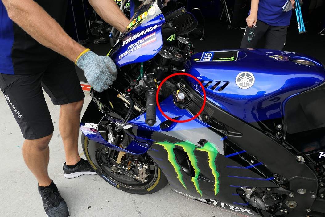 Valentino Rossi's Yamaha had the holeshot device in place at Sepang during the MotoGP tests.