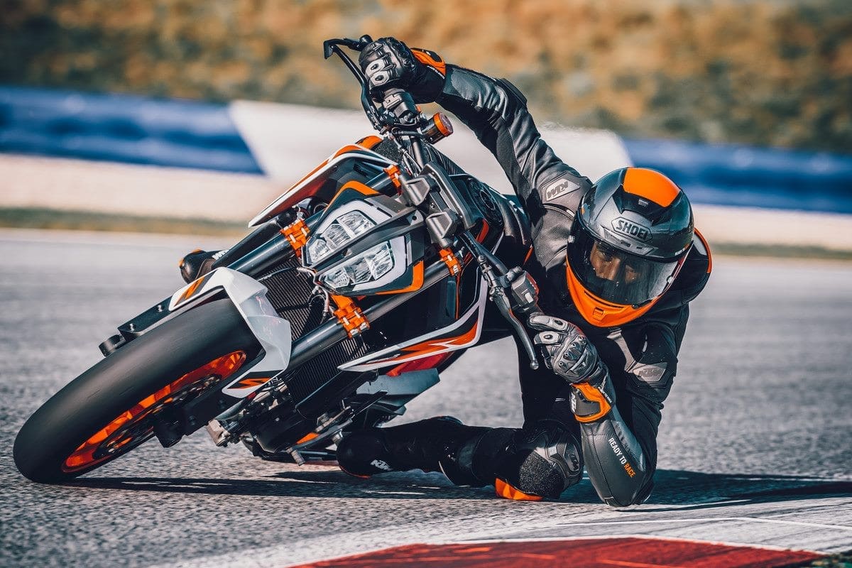 STREAM the WORLD LAUNCH of KTM’s 890 Duke R. Right HERE at 4pm.