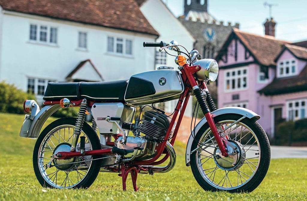 Classic Ride: Puch M125